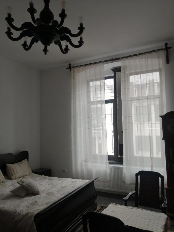 Casa Continentelor 호텔 큼풀룬그 외부 사진