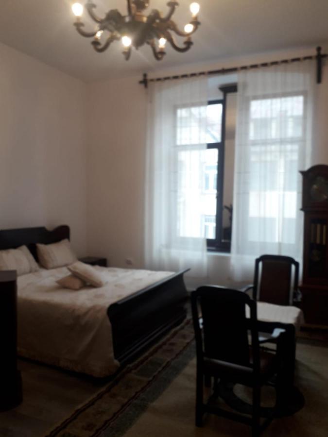 Casa Continentelor 호텔 큼풀룬그 외부 사진